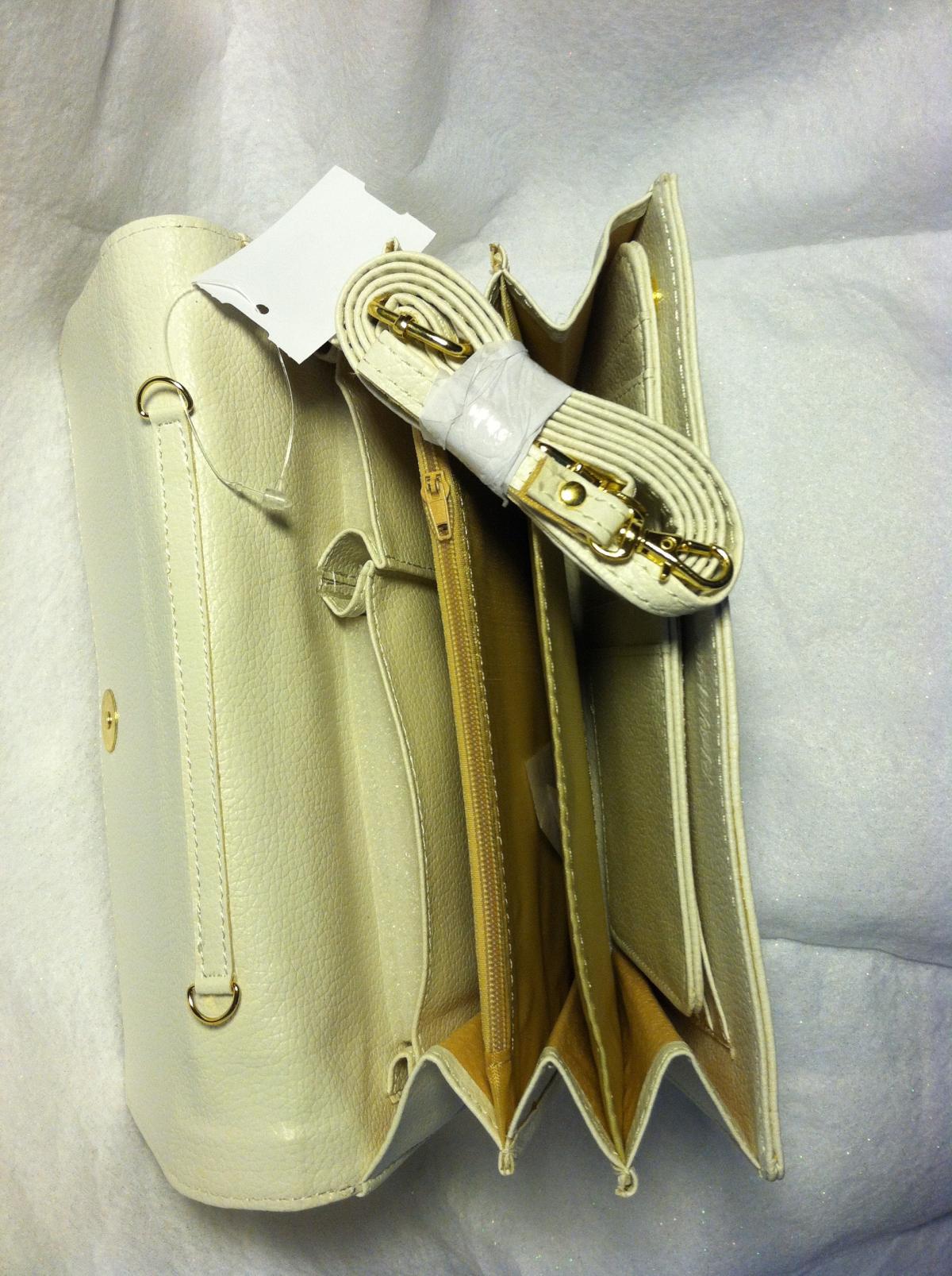 Stylish Versatile Small Purse, Clutch, Or Large Wallet! on Luulla
